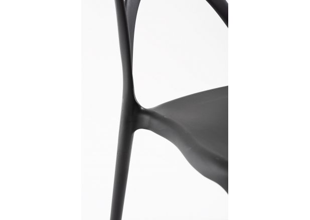 Silla Neail