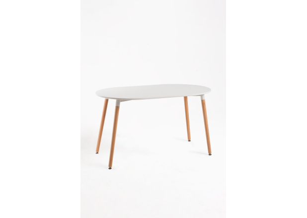 Mesa Nera Ovalada