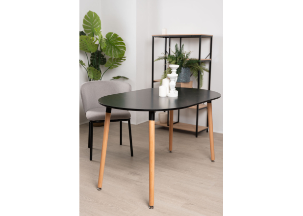 Mesa Nera Ovalada