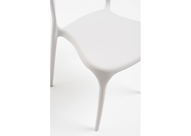 Silla Neail