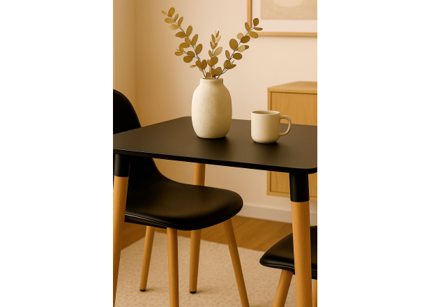 Mesa Nera Cuadrada 80 cm