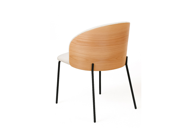 Silla Aglia Tela Blanca con Respaldo Tapizado en Madera