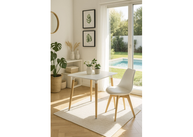 Mesa Nera Cuadrada 80 cm