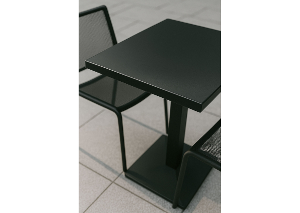 Mesa Tunka Black 60 cm