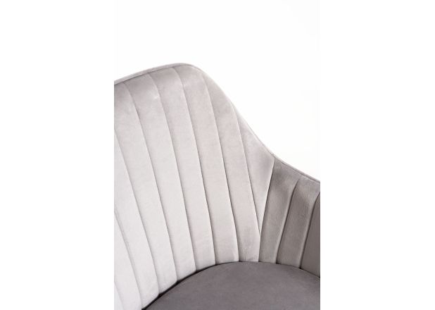Silla Reby